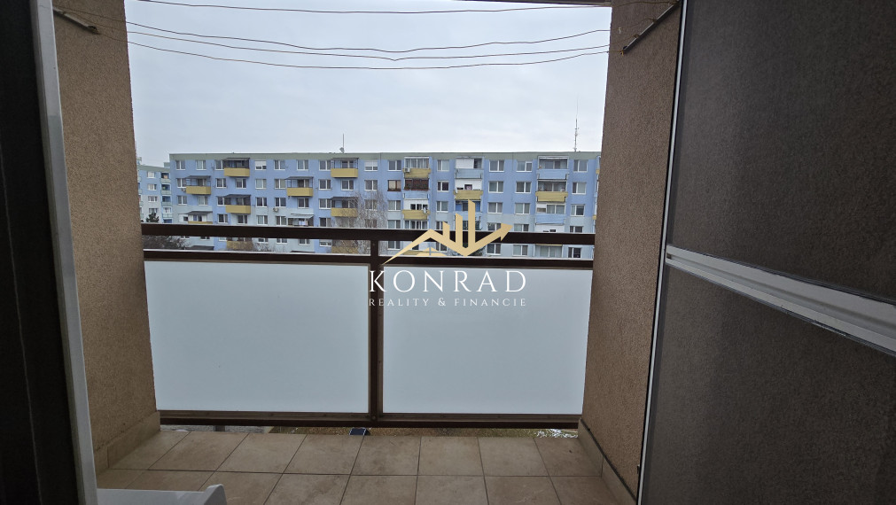 NA PRENÁJOM 3-izbový byt, Vráble