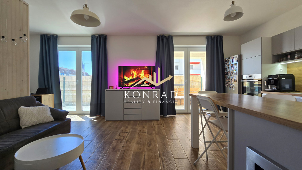 NA PRENÁJOM | 1 izb. byt | 43+16m² | Vráble