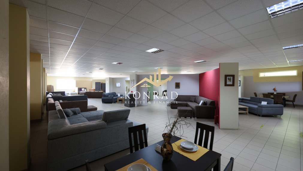 EXKLUZÍVNE | NA PREDAJ | Budova obchodu a služieb | Vráble