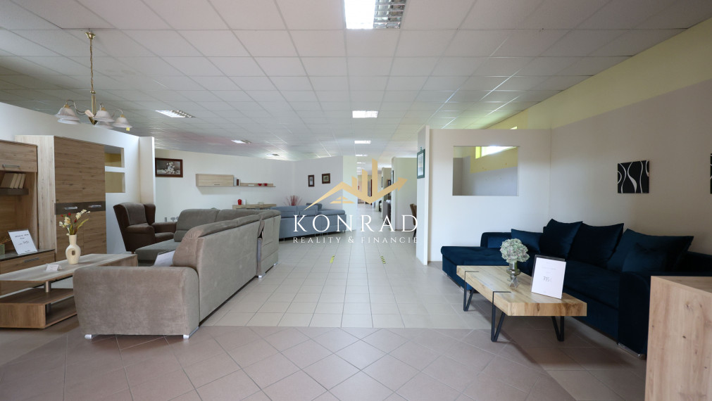 EXKLUZÍVNE | NA PREDAJ | Budova obchodu a služieb | Vráble