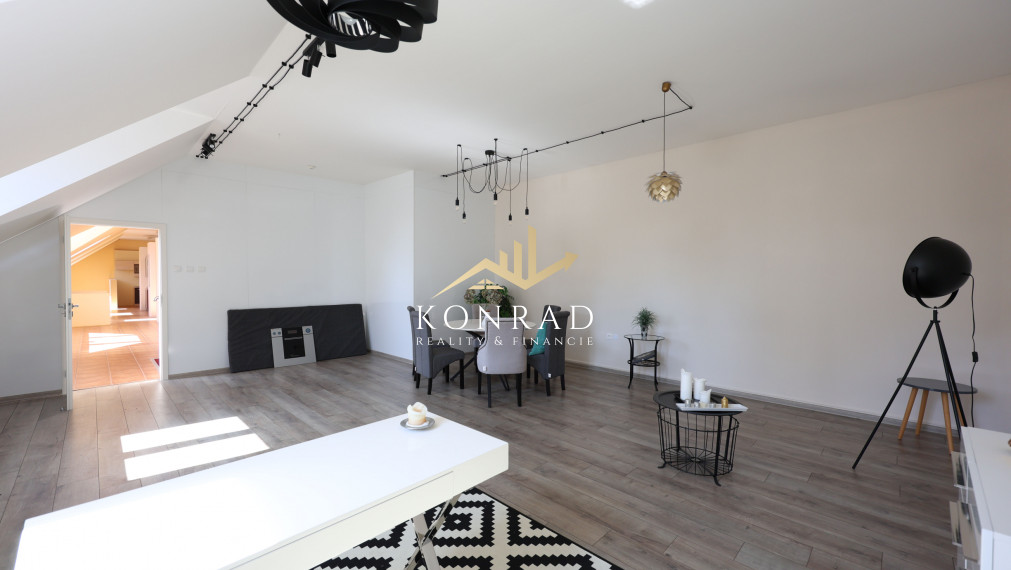 EXKLUZÍVNE | NA PREDAJ | Budova obchodu a služieb | Vráble