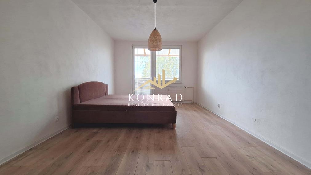 NA PRENÁJOM | 3 izb. byt | 68m² | Vráble