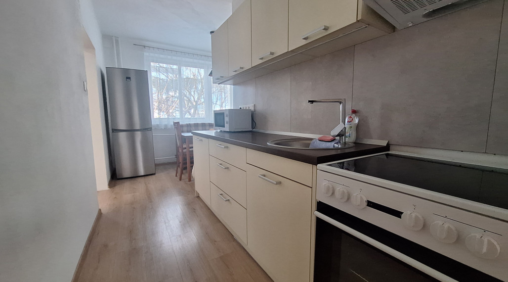 NA PREDAJ | 3 izb. byt | 83m² | Vráble